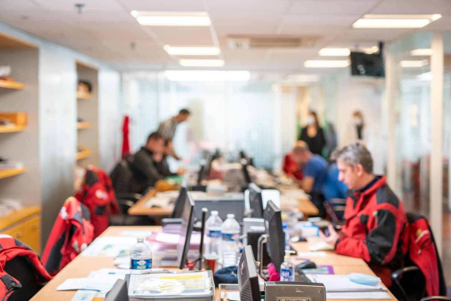 Bureaux d'acheteurs qui travaillent